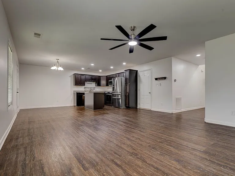 3752 Sunflower St — Photo 30