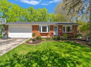 2139 Brown School Rd, Saint Joseph, MI 49085
