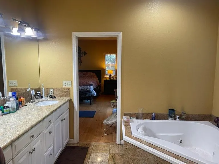 510 Junction Rd — Photo 2