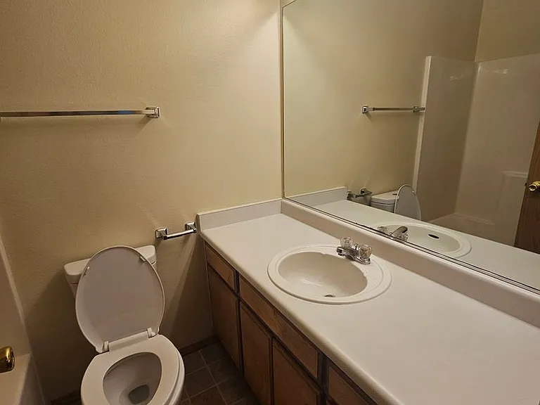 303 Garfield St — Photo 11