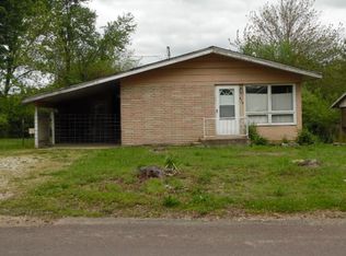 410 E 7th St, Mountain View, MO 65548