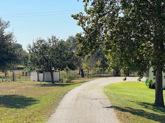 2nd image of 2203 County Road 125
