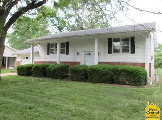 2526 Southwest Blvd, Sedalia, MO 65301