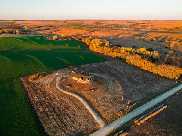 836 300th, Durham, KS 67438