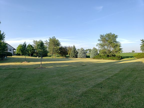 4th image of 502 Valentine Way #111