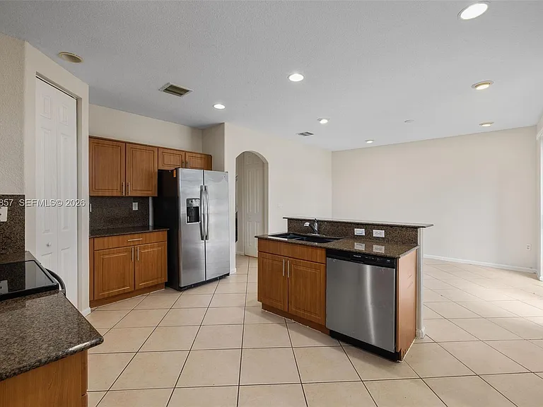 8401 SW 25th Ct #106 — Photo 10