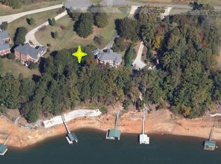 1004 N Shore Dr, Anderson, SC 29625