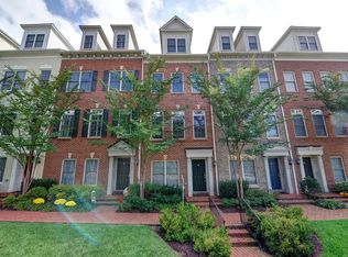 4338 N Henderson Rd, Arlington, VA 22203