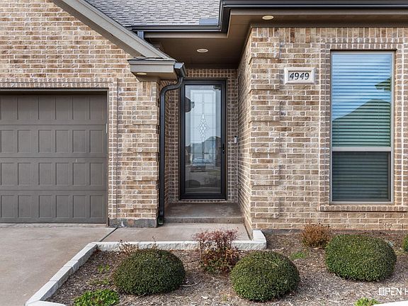 3rd image of 4949 Olympic Dr