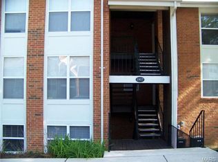 1957 Greenpoint Dr APT 102, Saint Louis, MO
