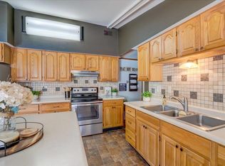 1103 Hillcrest Rd, Black Earth, WI 53515