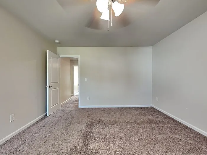 107 Boat Club Ln — Photo 11