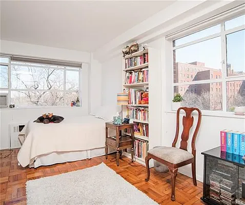 Sold by Douglas Elliman | media 26