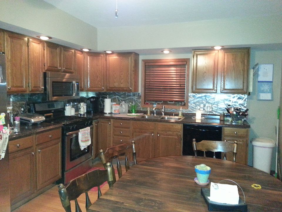 2nd image of 1508 S Linn St