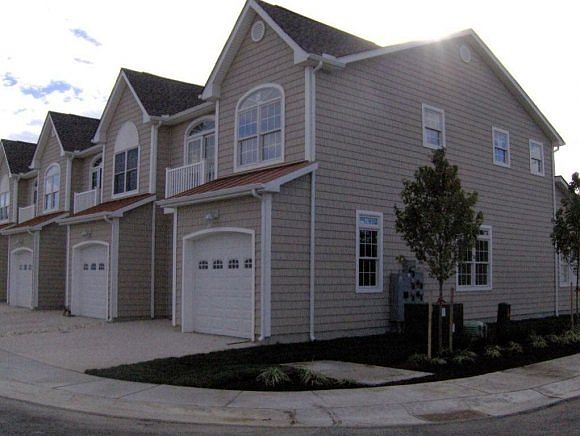 1st image of 38413 Grand Ave #4E