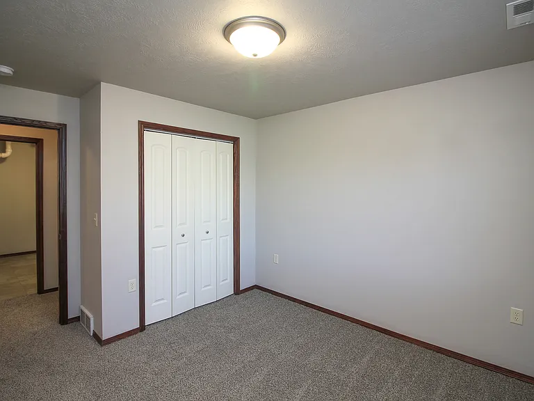 281 Vernon Dr #4 — Photo 19