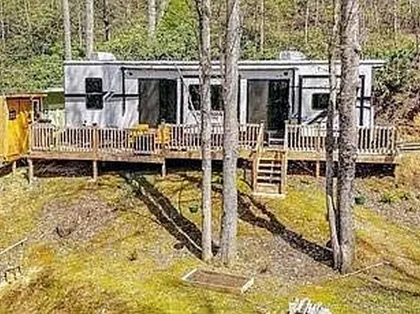 760 Spicewood Dr, Warrensville, NC 28693