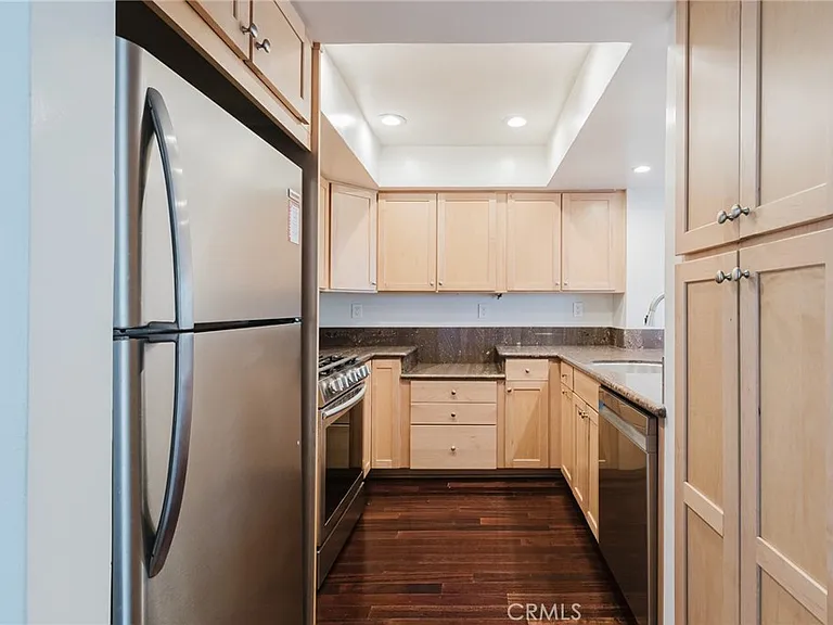 400 N Louise St #303 — Photo 8