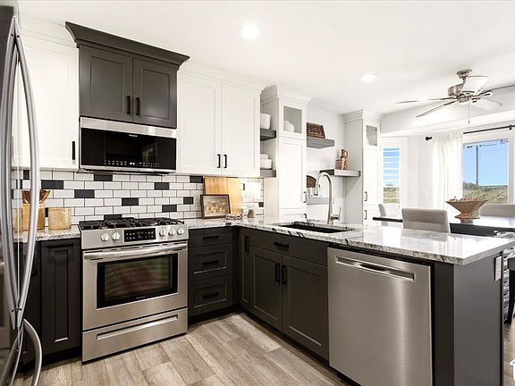 2nd image of 4974 W Sidewinder Cir
