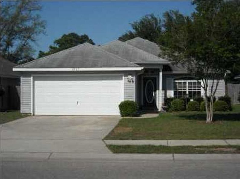 1st image of 8937 Camelot Pl