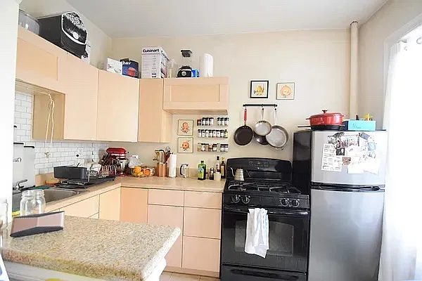475 Bergen St #3R — Photo 8