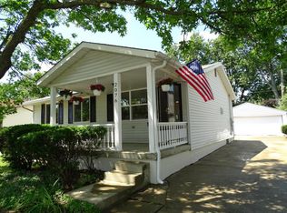 2076 Brookfield Rd, Columbus, OH 43229