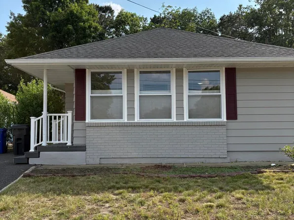 87 Mount Matterhorn Lane, Toms River, NJ 08753