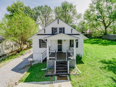 123 N Hardy Ave, Independence, MO, 64053