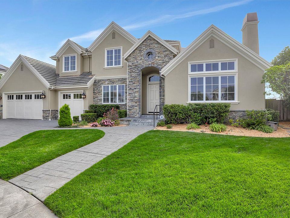 1st image of 38 Spyglass Ct