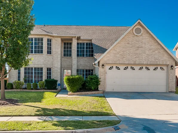 318 Kissimmee Dr, Arlington, TX 76002