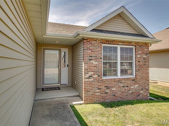 5th image of 2909 Sandy Ln