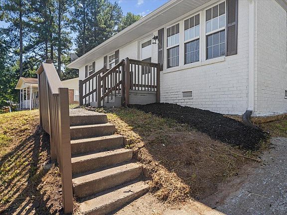3rd image of 1408 Bacon St