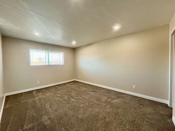 2nd image of 1015 E Ohio Ave #206