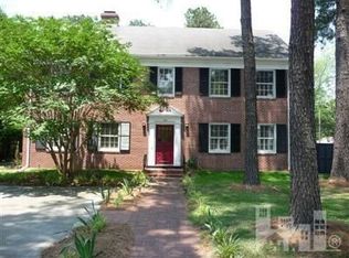 300 W Main St, Clinton, NC 28328