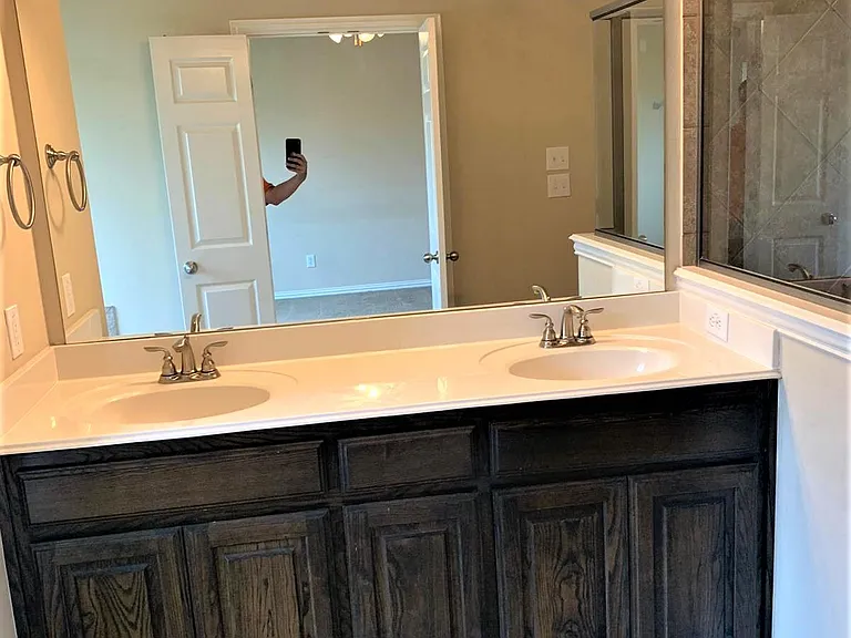 2519 Waterstone Ln — Photo 16