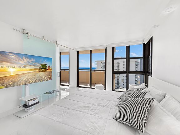 5th image of 2555 Collins Ave APT 1714