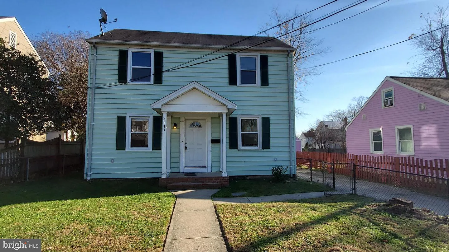 2011 Tuckerman St photo 1