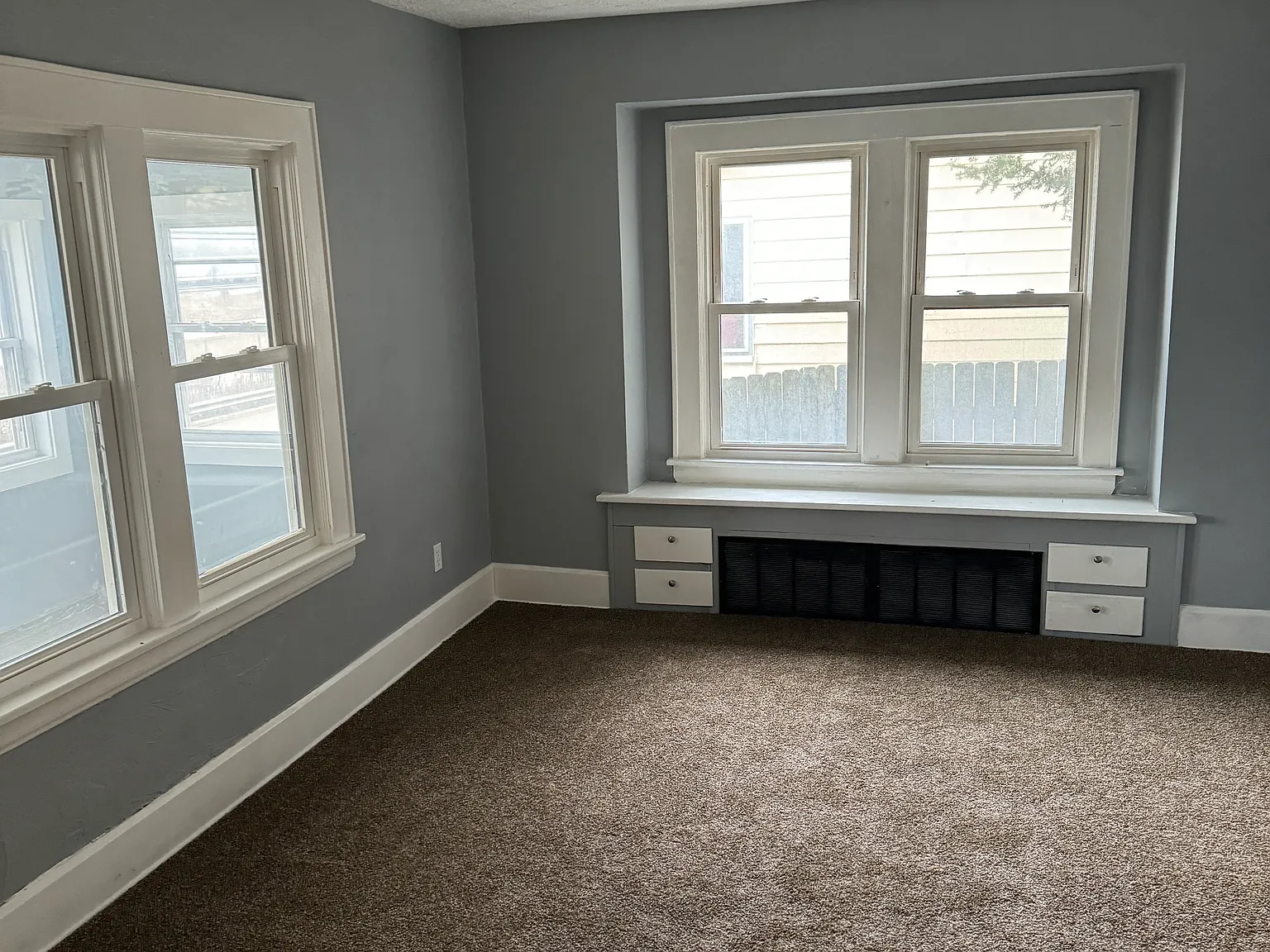 3 bed, 1.5 bath, 1282 sqft, $1,425 — Photo 4