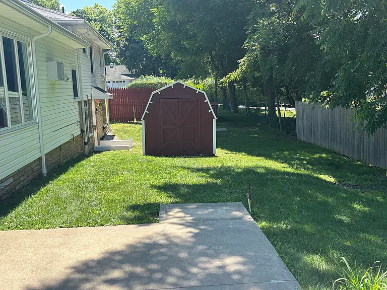 12 Crest Rd — Photo 32
