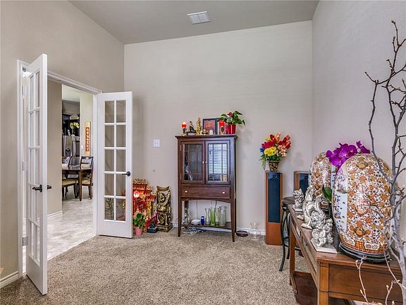 5th image of 3411 Stampede Dr