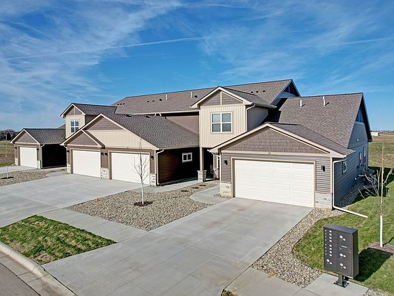 3rd image of 341 Whitetail Ln #349