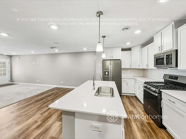 1218 Upper 142nd St E — Photo 6