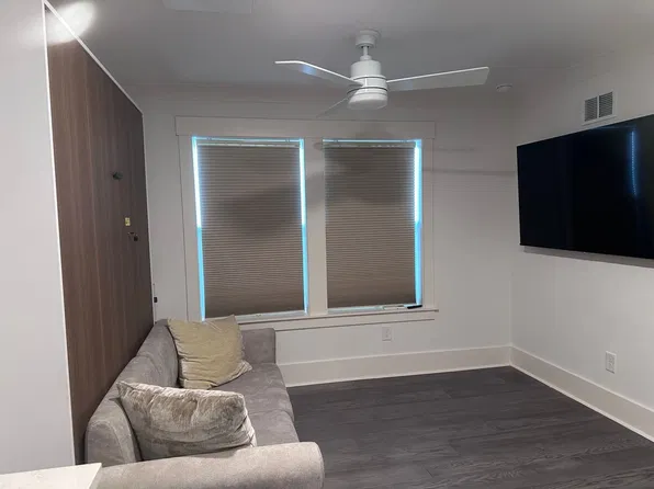 5 Nats Ct, Charleston, SC 29403