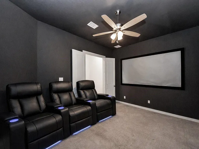 7410 Blue Finch Ln — Photo 13