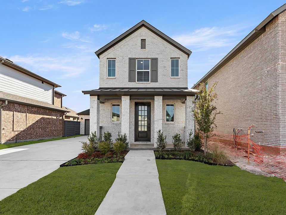 1116 Amaryllis Lane