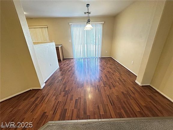 3rd image of 11075 Alora St