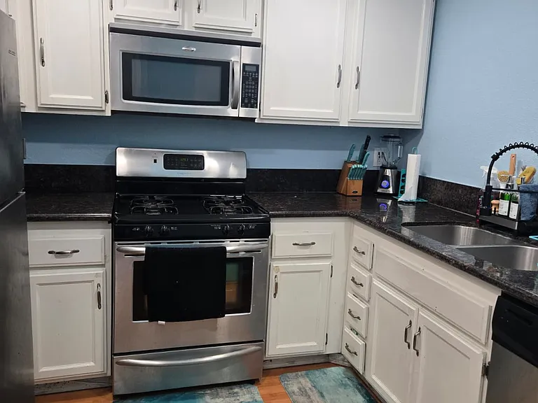 22238 S Vermont Ave #201 — Photo 9