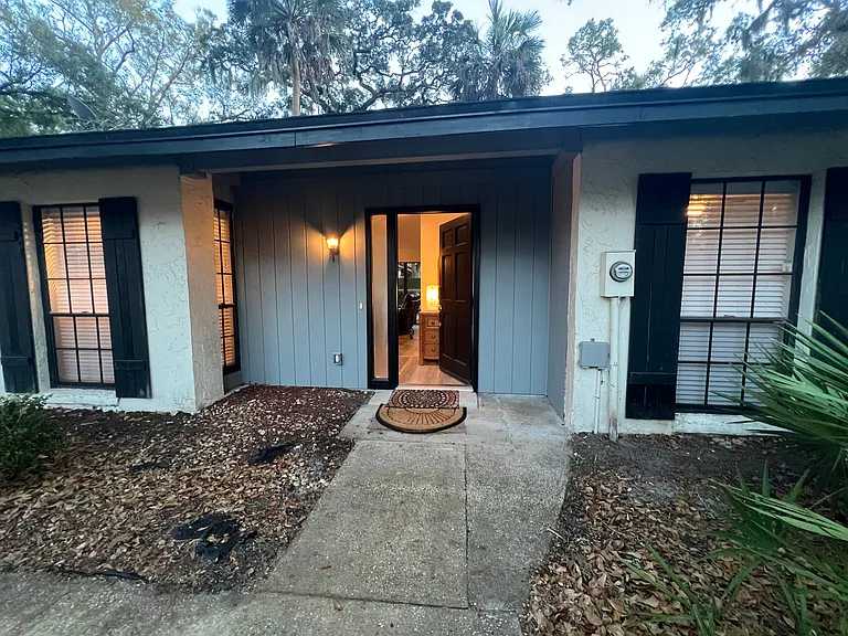 133 Bermuda Ct — Photo 44