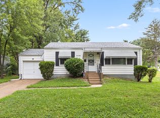 1119 Laire Dr, Saint Louis, MO 63137