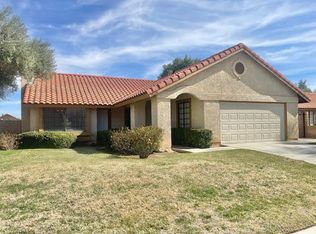38126 High Country Rd, Palmdale, CA 93551